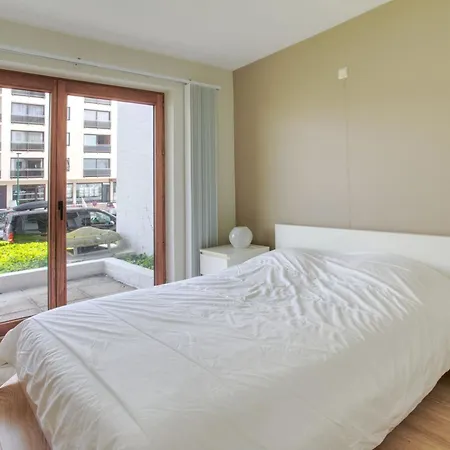 Apartment Plaza B G003 *